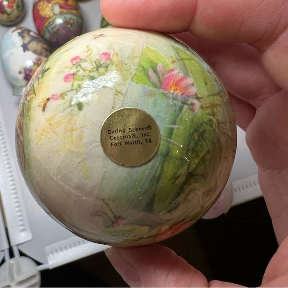 Set Of 14 Vintage Decoupage Easter Eggs Paper Mache Decoration Ornaments Bunny - Picture 3 of 7